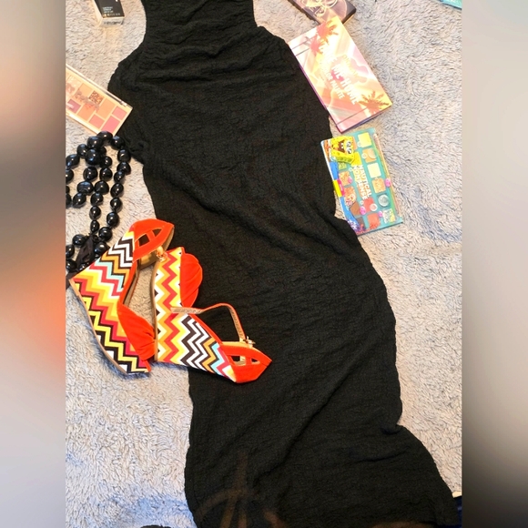 Beautiful long dress make your siluet look amazing beautiful open aside waist. M - Picture 5 of 8